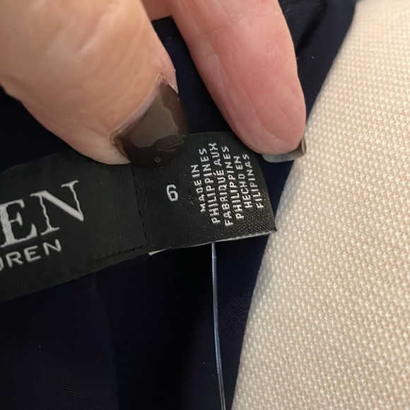 NWT Navy Lauren Ralph Lauren twist front dress. Size 6 - Picture 5 of 9